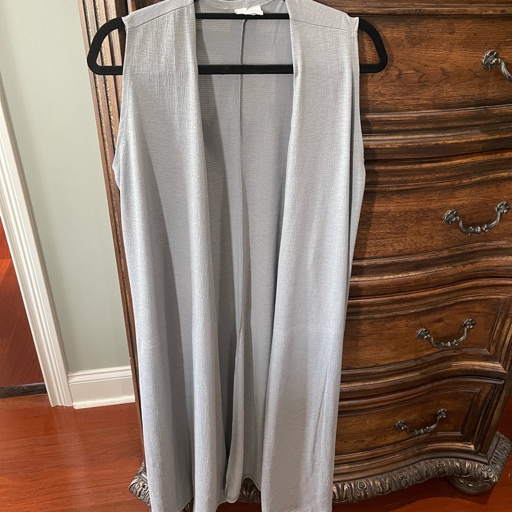Lularoe duster size medium